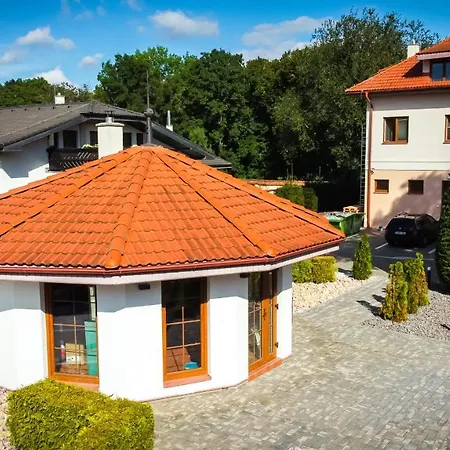 Hotel Novy Kastiel - Self Check-in Topoľčany