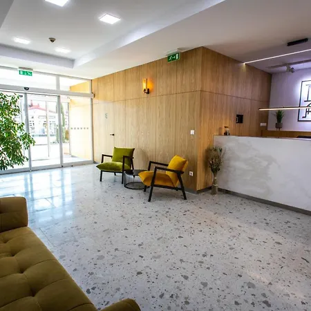 Novy Kastiel - Self Check-in 3* Topolcany