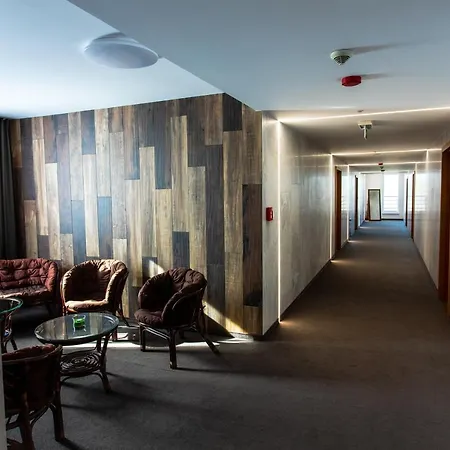 Novy Kastiel - Self Check-in Hotel Topoľčany