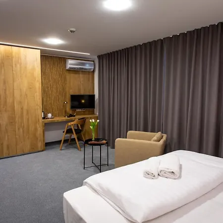 Hotel Novy Kastiel - Self Check-in 3*