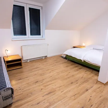 Novy Kastiel - Self Check-in Hotel Topolcany