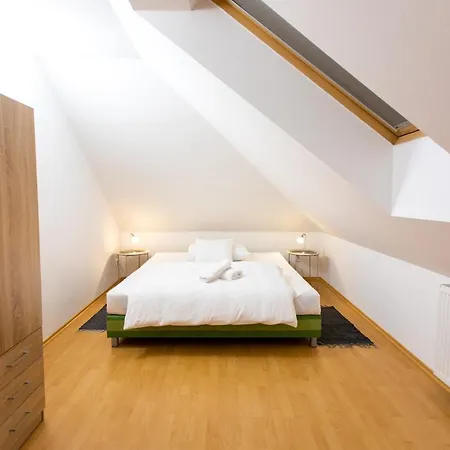 Hotel Novy Kastiel - Self Check-in 3*