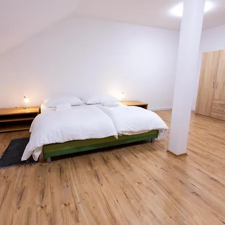 Novy Kastiel - Self Check-in Hotel