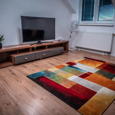 Novy Kastiel - Self Check-in Hotel Topolcany