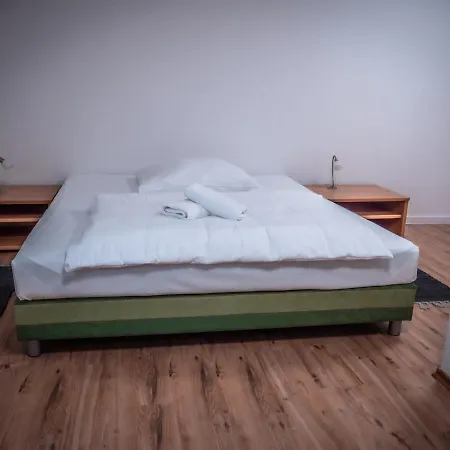 Novy Kastiel - Self Check-in