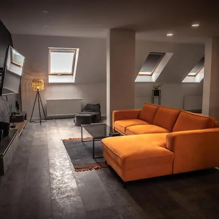 Novy Kastiel - Self Check-in