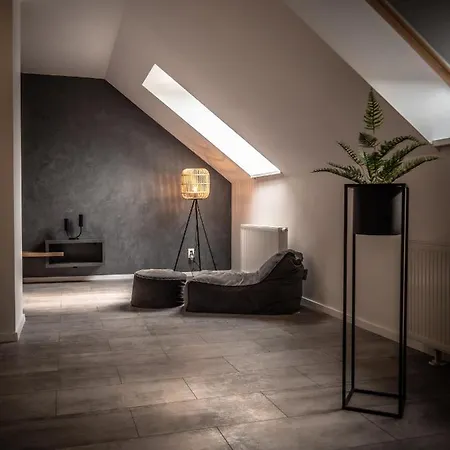 Szálloda Novy Kastiel - Self Check-in 3*