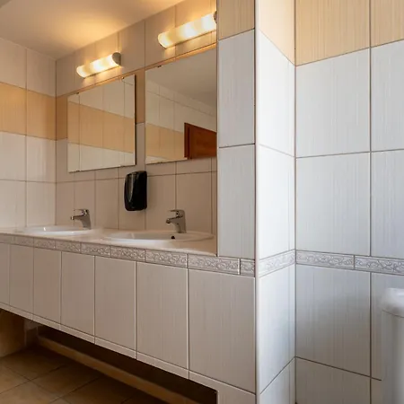 Novy Kastiel - Self Check-in Hotel 3*
